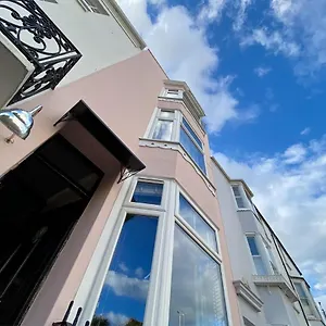 Bed & Breakfast 27 Hove
